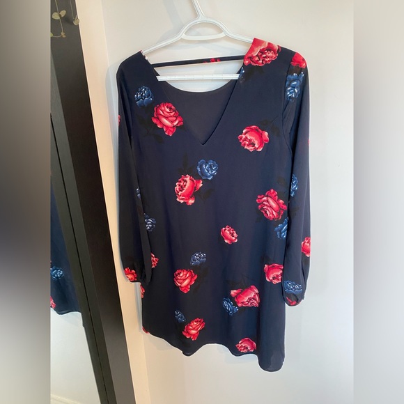 Dex Long Sleeve Floral Dress - Picture 2 of 4